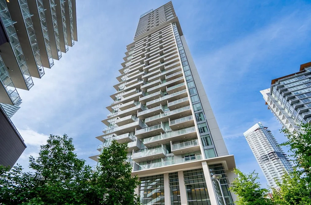 Condo for sale at 606 567 Clarke Road Coquitlam British Columbia - MLS: R3122754