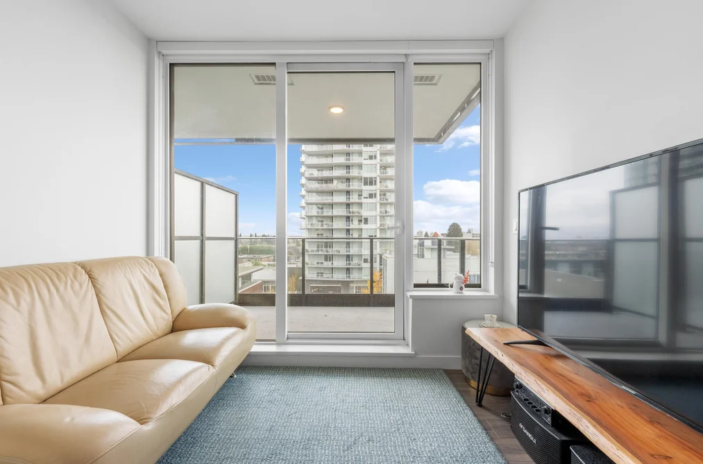 Condo for sale at 606 6699 Dunblane Avenue Burnaby British Columbia - MLS: R3164381