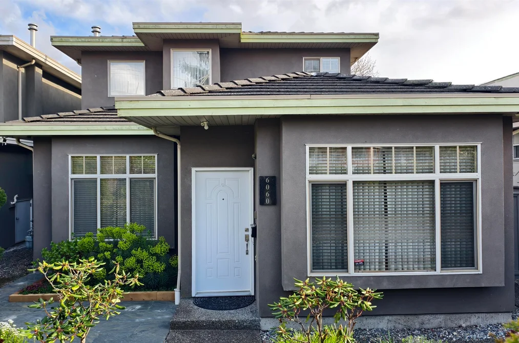 Half Duplex for sale at 6060 Clinton Street Burnaby British Columbia - MLS: R3113003