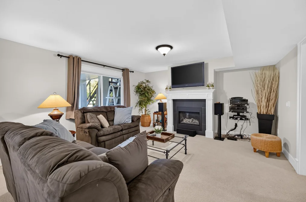 6061 163 Street, Surrey, BC - House for Sale - Photo 27 of 40 6061 163 Street, Surrey, BC - House for Sale - Photo 27 of 40