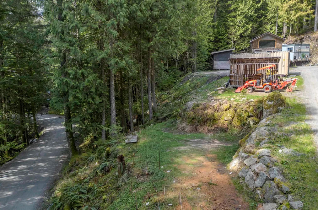 6061 GARIBALDI PARK ROAD, Squamish BC V0N 1T0, Squamish BC — Land for Sale - Photo 2