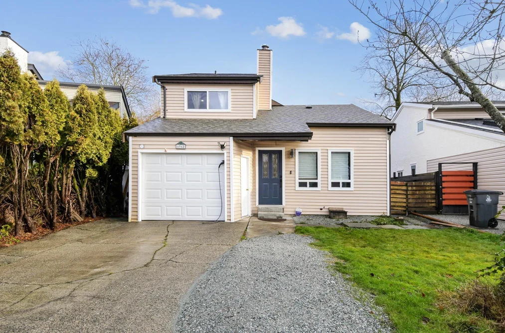 6068 BROOKS CRESCENT, Surrey BC V3S 7L1, Surrey BC — Residential for Sale - Photo 2