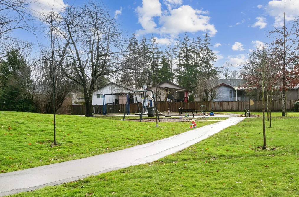 6068 BROOKS CRESCENT, Surrey BC V3S 7L1, Surrey BC — Residential for Sale - Photo 5