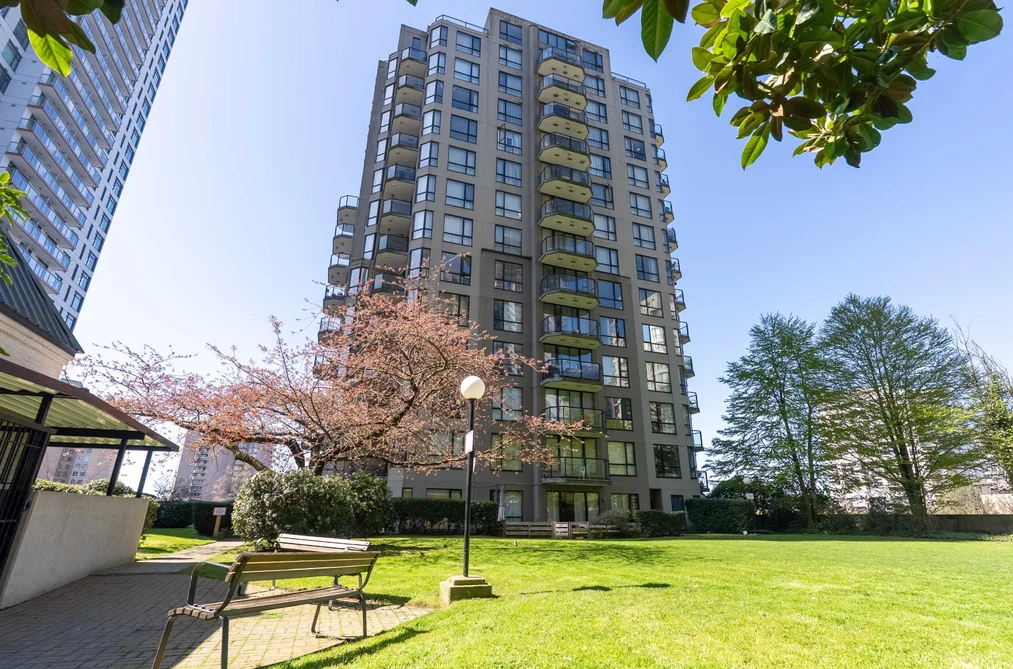 Condo for sale at 607 55 Tenth Street New Westminster British Columbia - MLS: R3147365