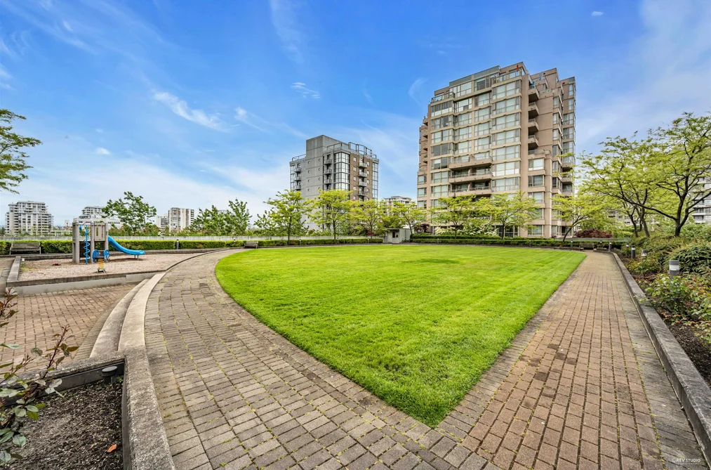 607 6068 NO.3 ROAD, Richmond BC V6Y 4M7, Richmond BC — Residential for Sale - Photo 2