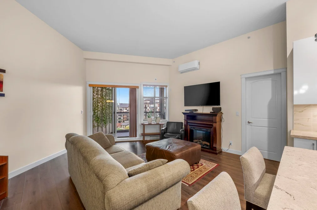 607 8526 202B STREET, Langley BC V2Y 3L3, Langley BC — Residential for Sale - Photo 2