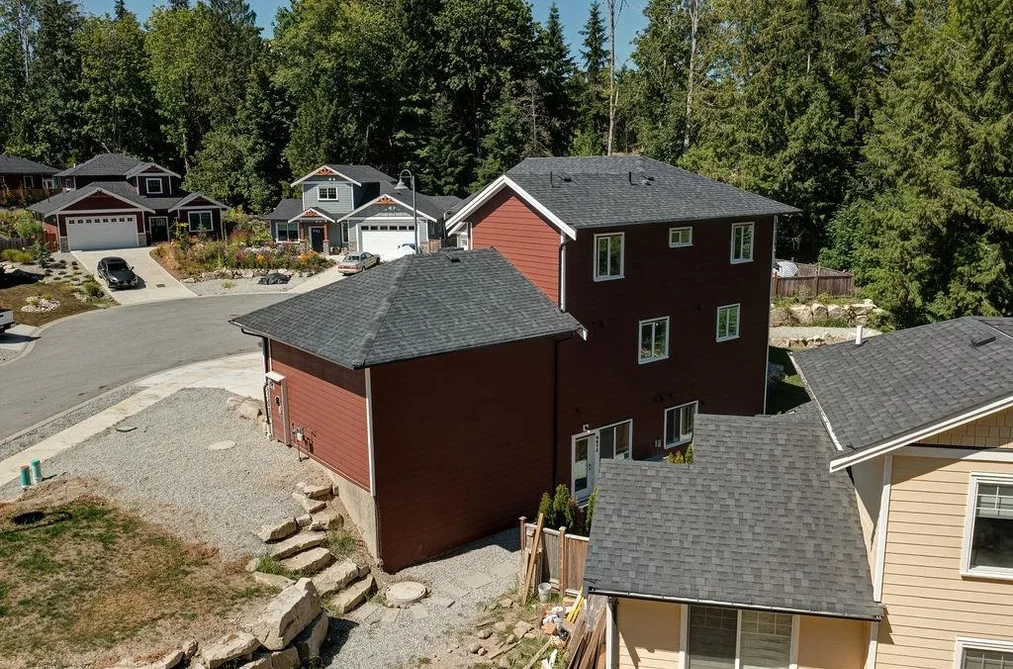 6070-72 HEARTWOOD PLACE, Sechelt BC V7Z 0V6, Sechelt BC — Residential for Sale - Photo 3