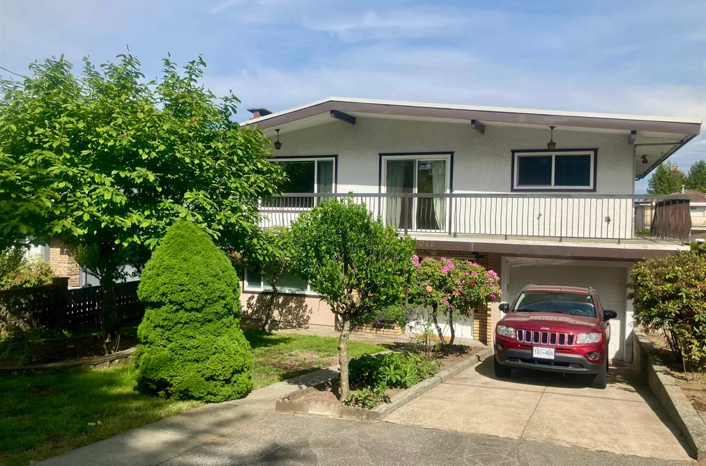 House for sale at 6072 Selma Avenue Burnaby British Columbia - MLS: R3093926