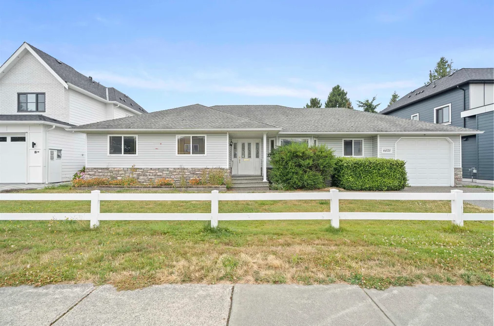 House for sale at 6073 44a Avenue Ladner British Columbia - MLS: R3148174