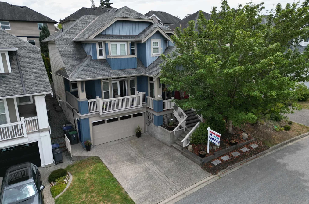 House for sale at 6074 163b Street Surrey British Columbia - MLS: R3146115