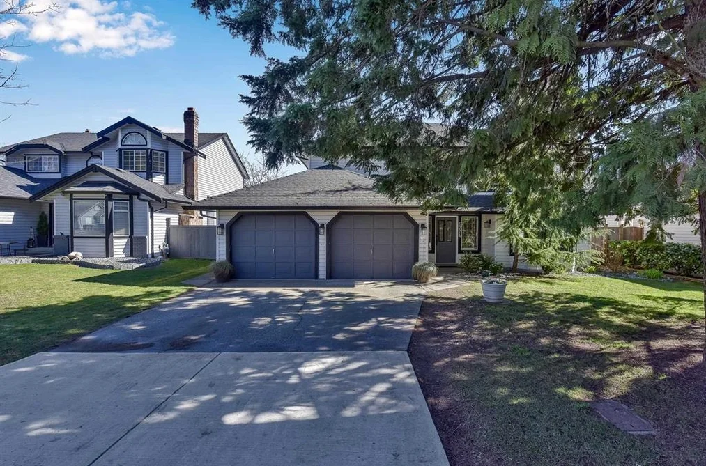 House for sale at 6074 188 Street Surrey British Columbia - MLS: R3119372