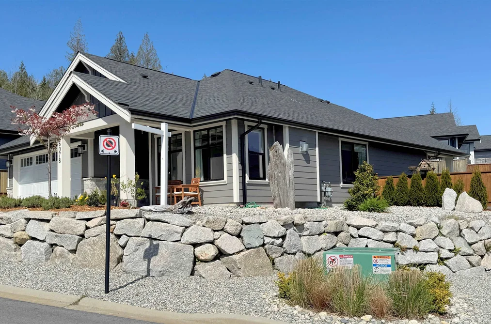 6078 KINGBIRD AVENUE, Sechelt BC V7Z 0S4, Sechelt BC — Residential for Sale - Photo 2