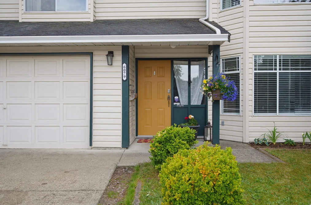 6079 173A STREET, Surrey BC V3S 6Y3, Surrey BC — Residential for Sale — Photo 2 of 37
