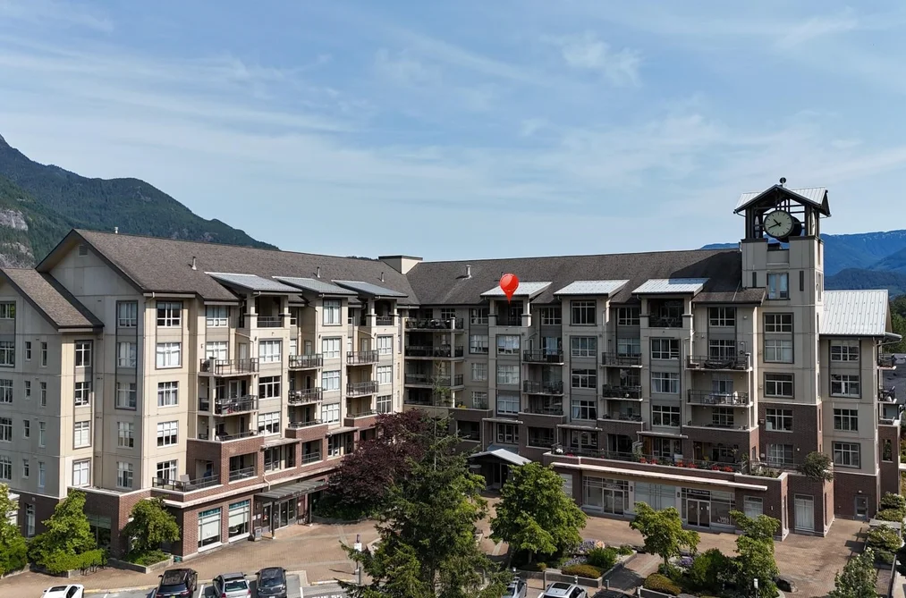Condo for sale at 608 1211 Village Green Way Squamish British Columbia - MLS: R3145745