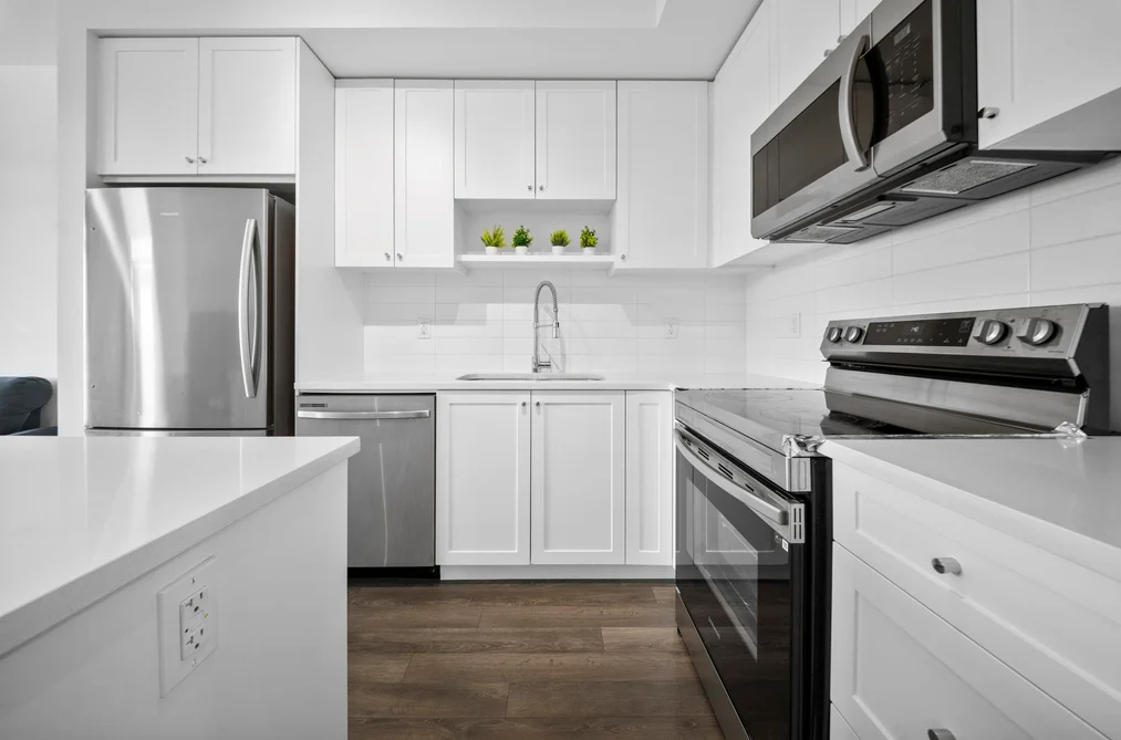 Condo for sale at 608 13623 81a Avenue Surrey British Columbia - MLS: R3161944