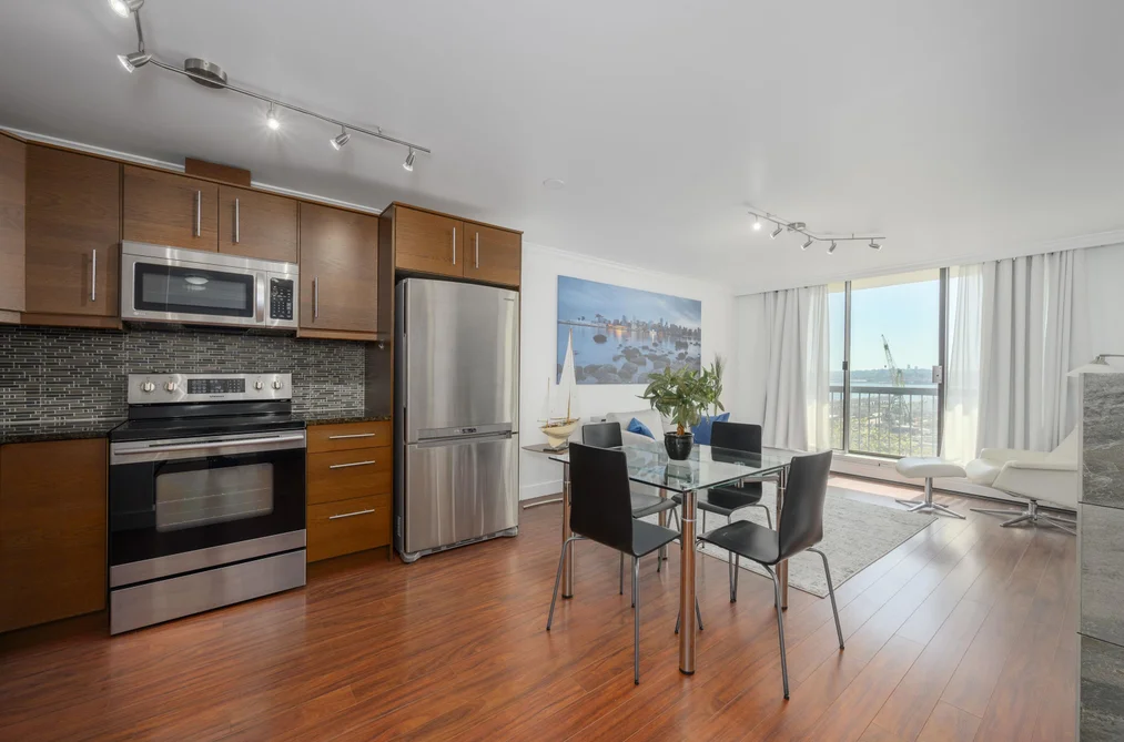 608 145 ST. GEORGES AVENUE, North Vancouver BC V7L 3G8, North Vancouver BC — Residential for Sale - Photo 2
