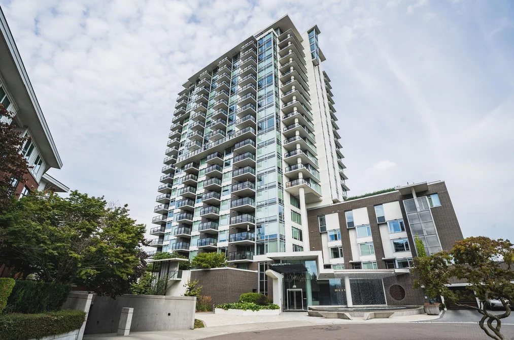 608 210 SALTER STREET, New Westminster BC V3M 0J9, New Westminster BC — Residential for Sale - Photo 2