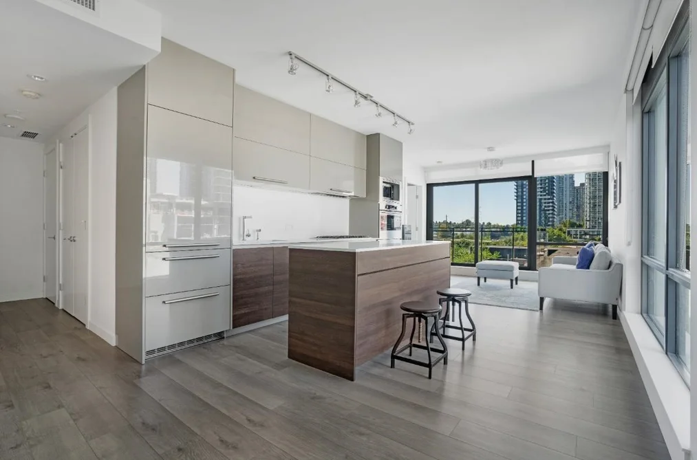 Condo for sale at 608 2378 Alpha Avenue Burnaby British Columbia - MLS: R3120040