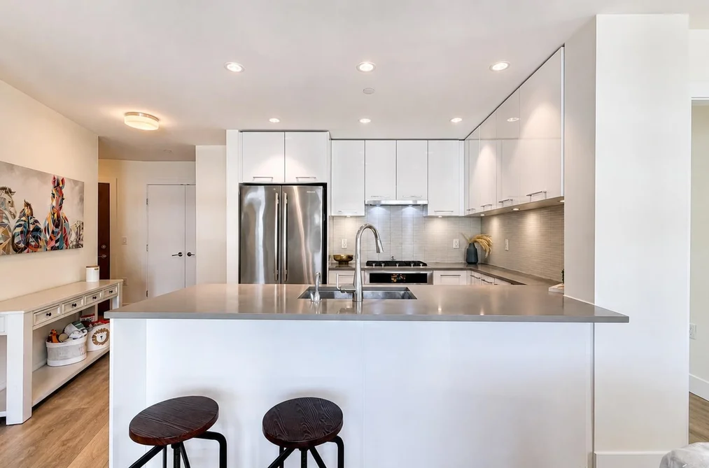 Condo for sale at 608 8580 River District Crossing Vancouver British Columbia - MLS: R3165266