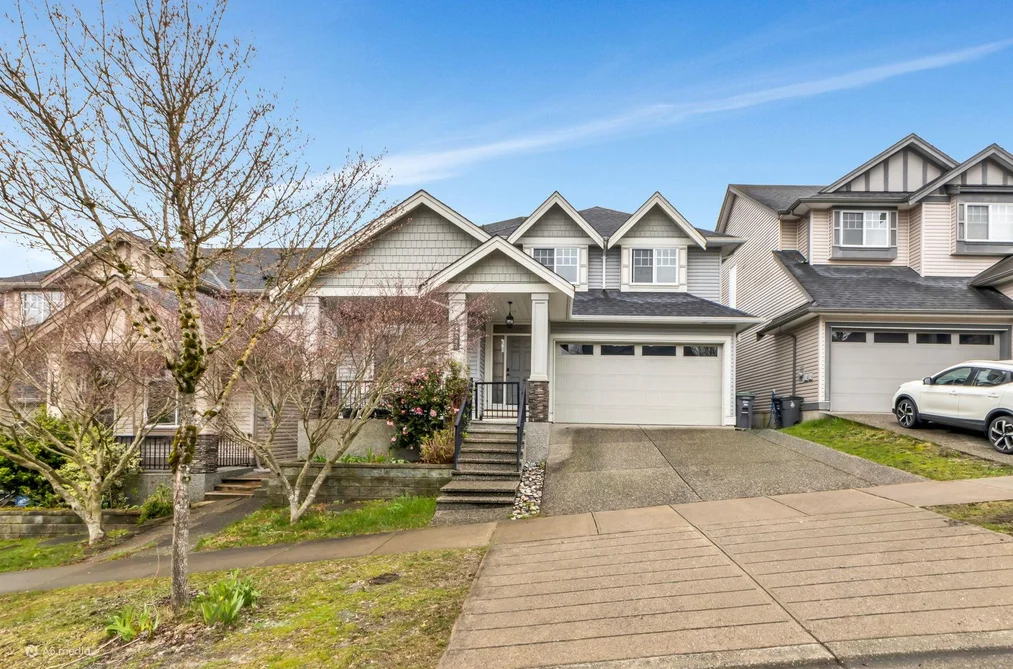House for sale at 6082 145a Street Surrey British Columbia - MLS: R3112079
