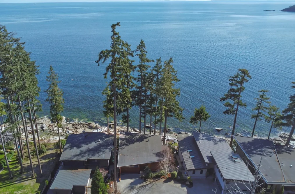 6085 SILVERSTONE LANE, Sechelt BC V7Z 0T8, Sechelt BC — Residential for Sale - Photo 2
