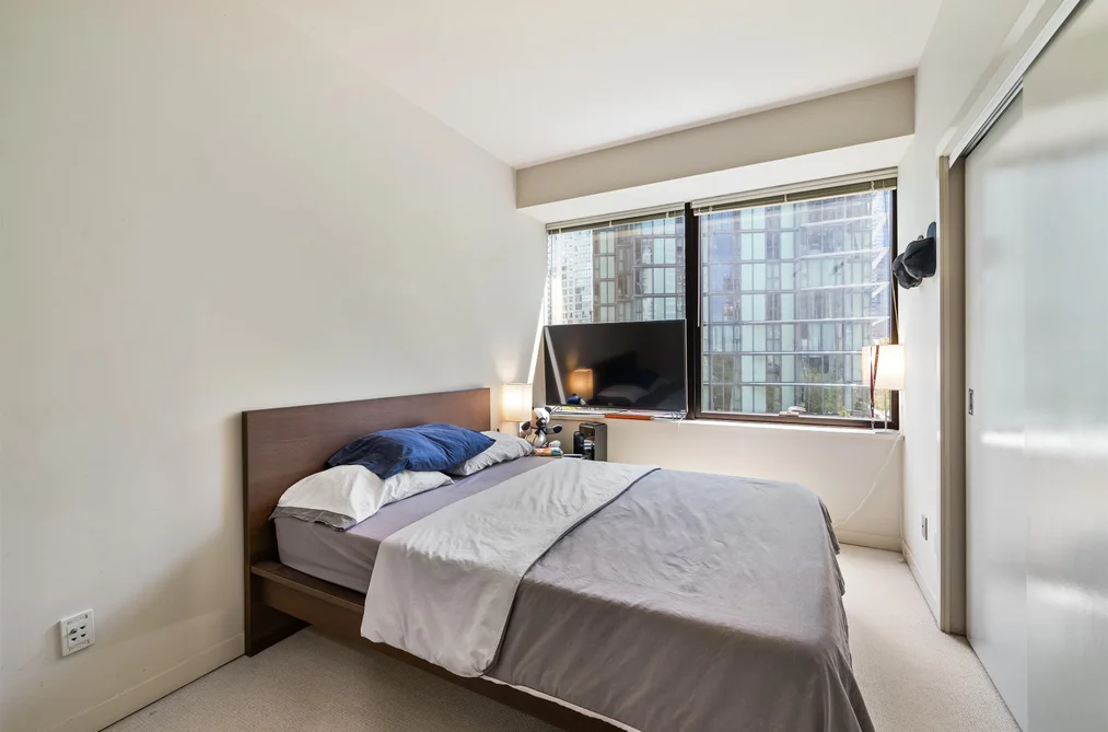 609 1333 GEORGIA STREET, Vancouver BC V6E 4V3, Vancouver BC — Residential for Sale — Photo 10 of 18