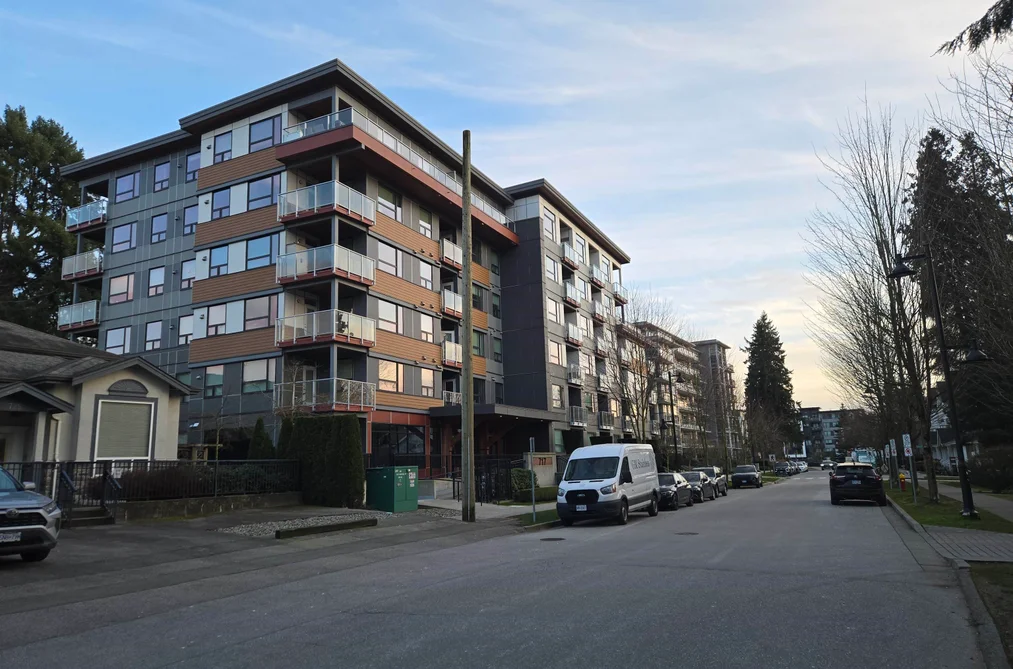 Condo for sale at 609 717 Breslay Street Coquitlam British Columbia - MLS: R3091417