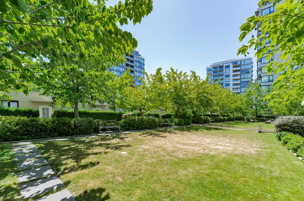 609 9180 HEMLOCK DRIVE, Richmond, BC — Residential for Sale — Photo 22 of 35