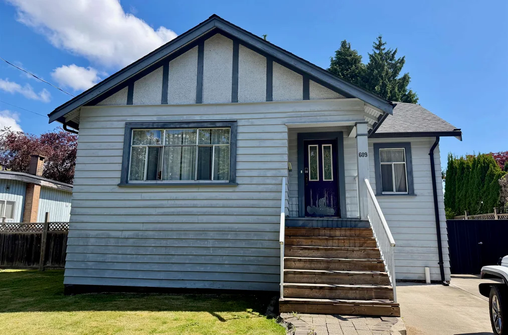 House for sale at 609 Fourth Street New Westminster British Columbia - MLS: R3146603