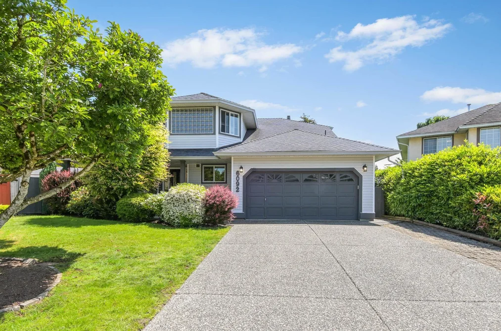 House for sale at 6092 185 Street Surrey British Columbia - MLS: R3126225