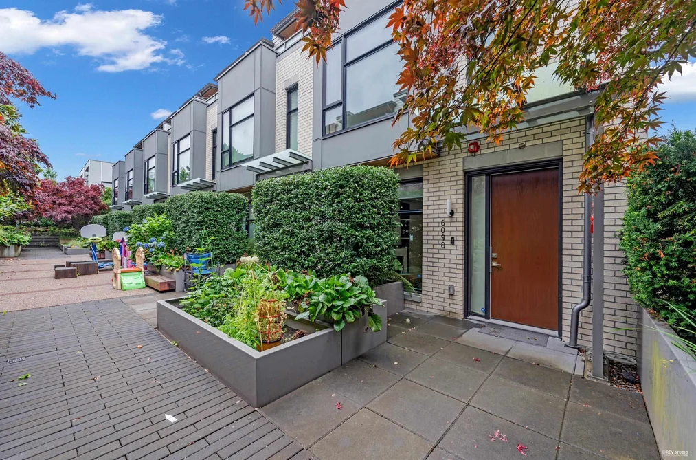 6098 OAK STREET, Vancouver BC V6M 2W2, Vancouver BC — Residential for Sale - Photo 2