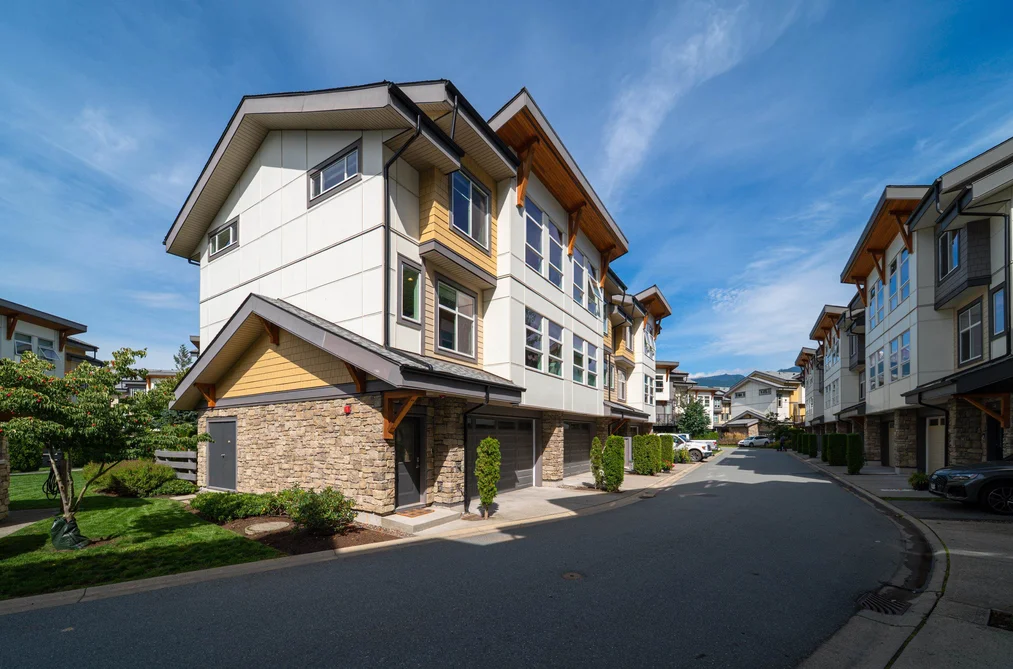 61-39548 Loggers Lane, Squamish, BC - Townhouse for Sale - Photo 33 of 40 61-39548 Loggers Lane, Squamish, BC - Townhouse for Sale - Photo 33 of 40