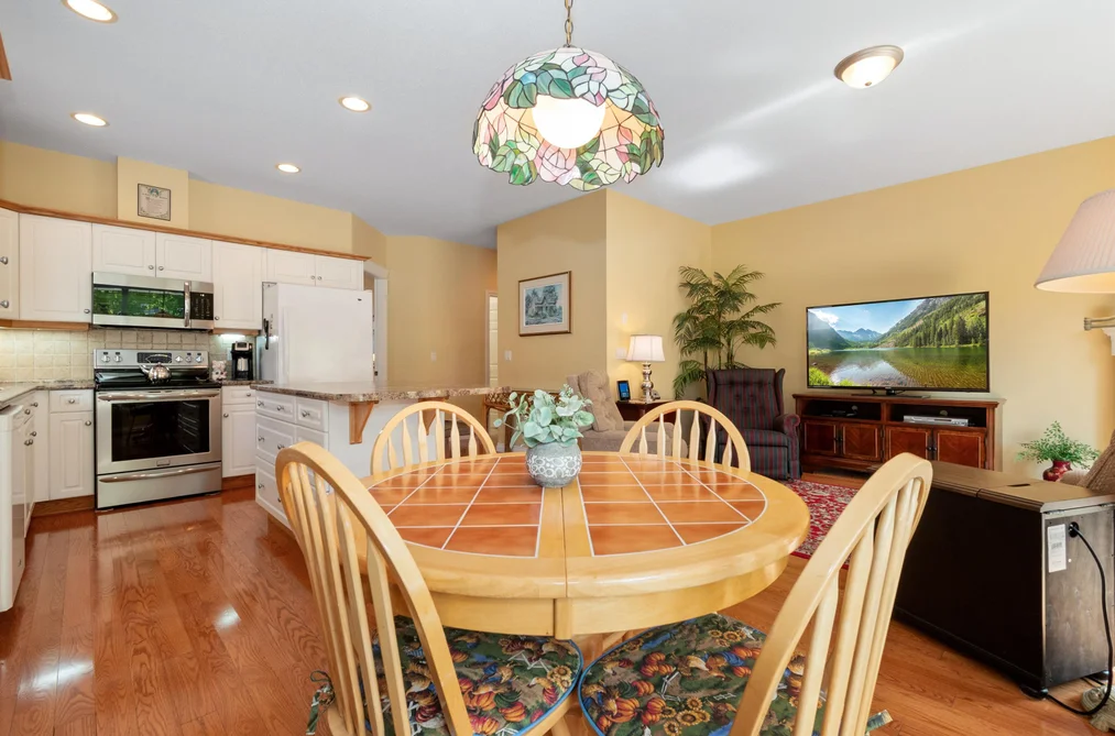 61 - 5700 Jinkerson Road, Chilliwack, BC - MLS: R3162968 - Photo 11 61 - 5700 Jinkerson Road, Chilliwack, BC - MLS: R3162968 - Photo 11