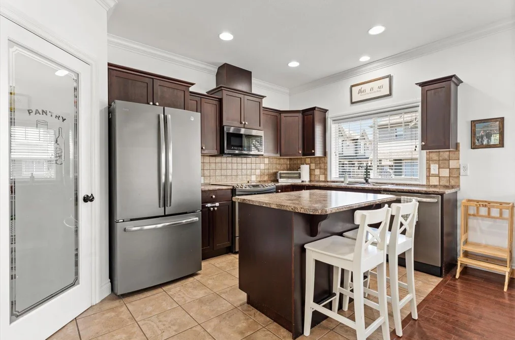 61 6498 SOUTHDOWNE PLACE, Chilliwack BC V2R 0K3, Chilliwack BC — Residential for Sale — Photo 5 of 36