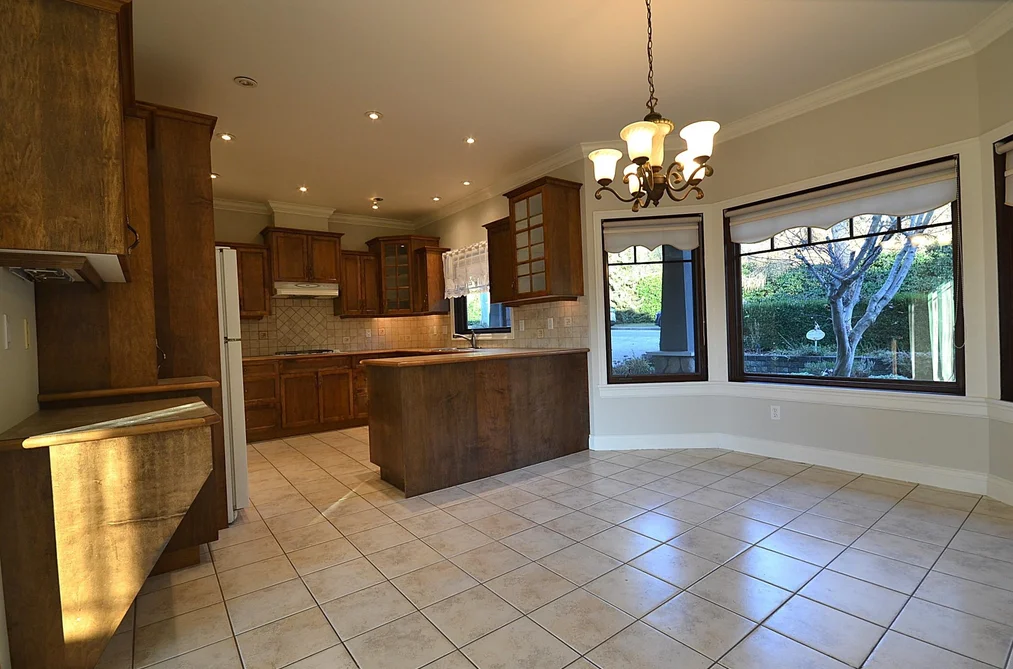 610 ROBINSON STREET, Coquitlam BC V3J 4E3, Coquitlam BC — Residential for Sale - Photo 6