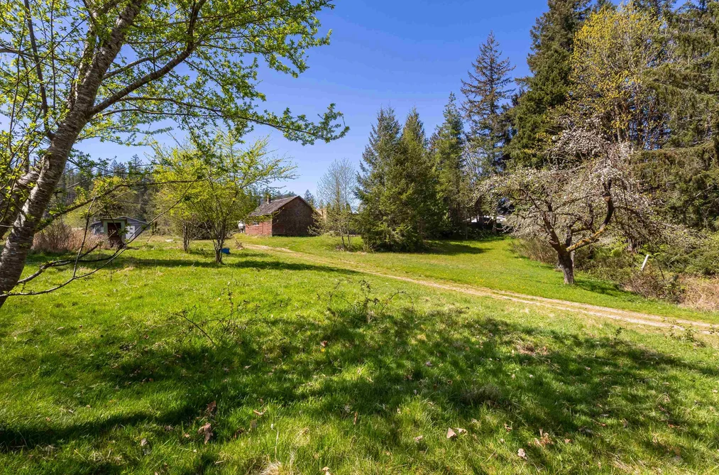 6101 GARDEN BAY ROAD, Madeira Park BC V0N 2H1, Madeira Park BC — Residential for Sale - Photo 5