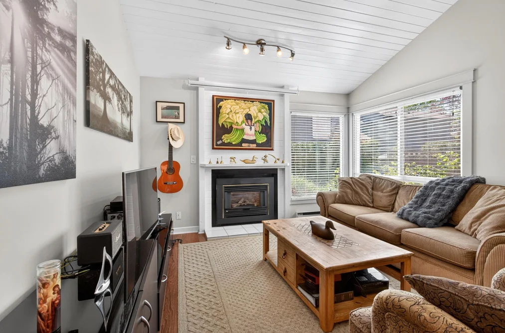 6109 W GREENSIDE DRIVE, Surrey BC V3S 5M8, Surrey BC — Residential for Sale - Photo 2