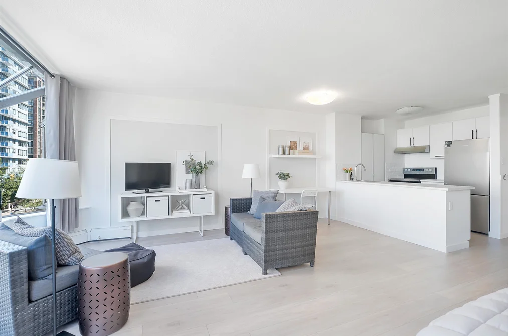 Condo for sale at 611 1330 Burrard Street Vancouver British Columbia - MLS: R3155319