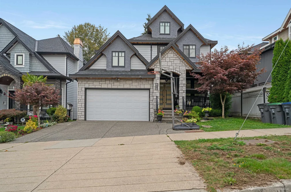 House for sale at 6116 140 Street Surrey British Columbia - MLS: R3069560