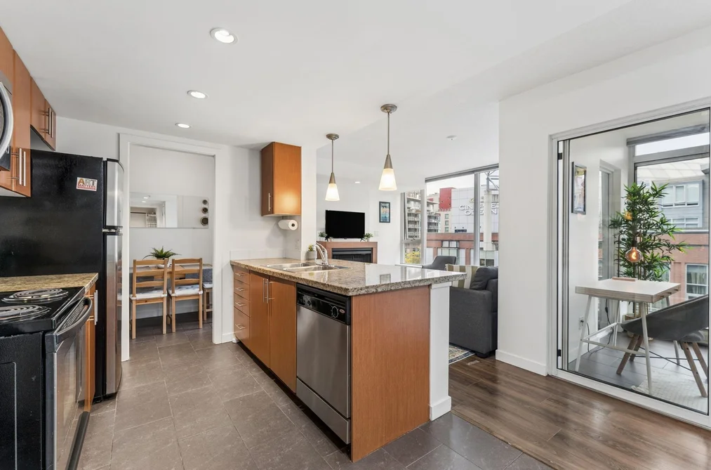 612 618 ABBOTT STREET, Vancouver BC V6B 0B9, Vancouver BC — Residential for Sale - Photo 3