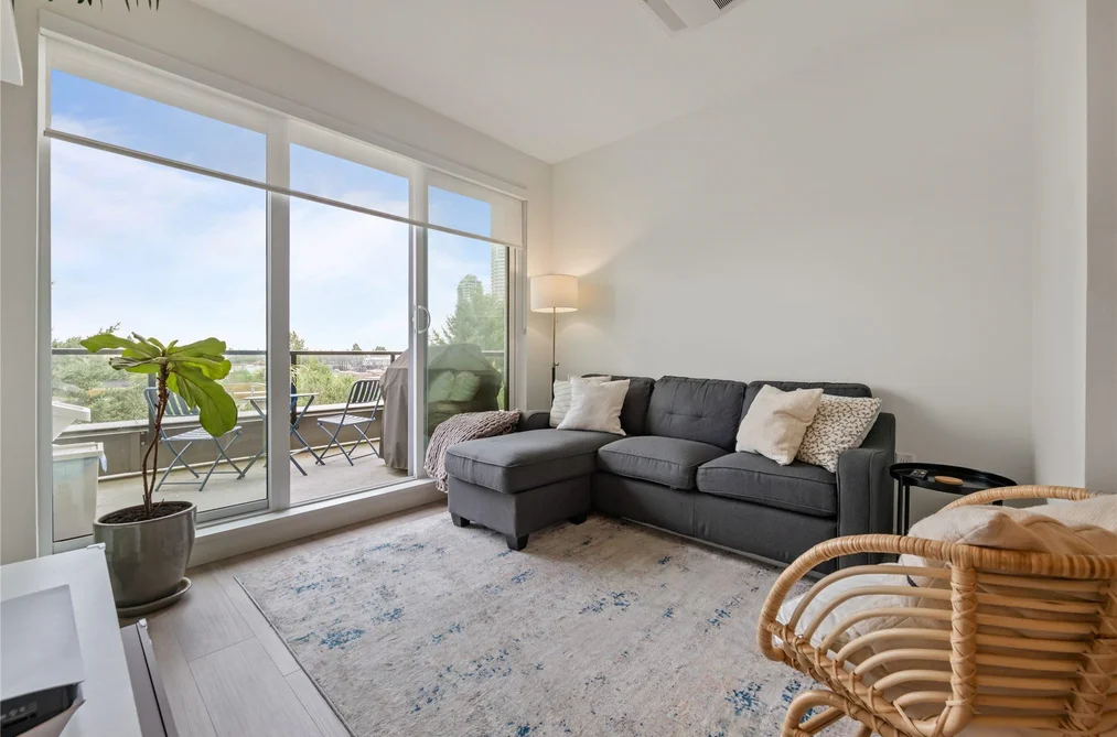 Condo for sale at 612 7588 16th Street Burnaby British Columbia - MLS: R3158674