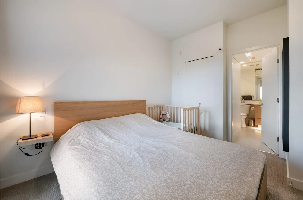 612-7588 16th Street, Burnaby, BC - Condo for Sale - Photo 10 of 20 612-7588 16th Street, Burnaby, BC - Condo for Sale - Photo 10 of 20