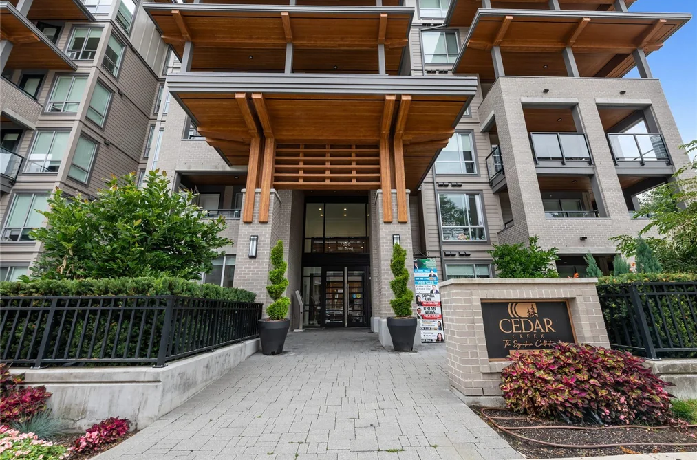 612-7588 16th Street, Burnaby, BC - Condo for Sale - Photo 16 of 20 612-7588 16th Street, Burnaby, BC - Condo for Sale - Photo 16 of 20