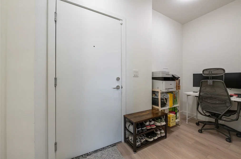 612-7588 16th Street, Burnaby, BC - Condo for Sale - Photo 2 of 20 612-7588 16th Street, Burnaby, BC - Condo for Sale - Photo 2 of 20