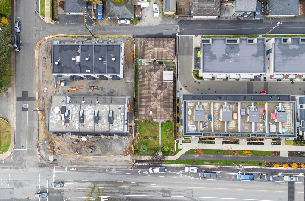 612 E 3RD STREET, North Vancouver BC V7L 1G7, North Vancouver BC — Residential for Sale - Photo 2