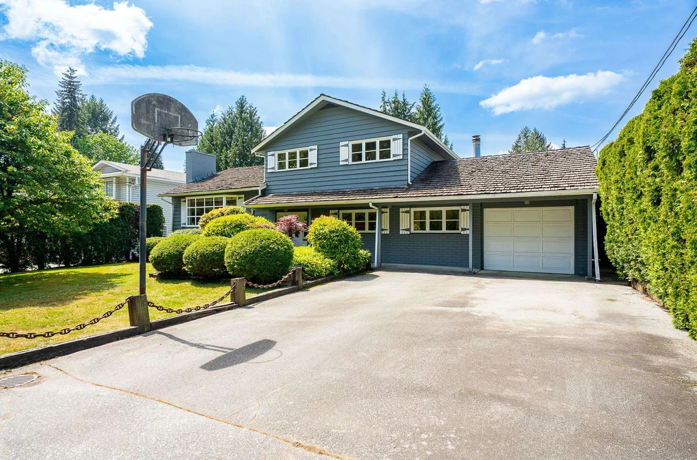 House for sale at 612 Hillcrest Street Coquitlam British Columbia - MLS: R3127503
