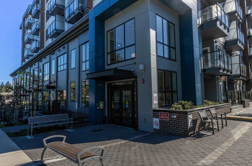 Condo for sale at 613 13458 95 Avenue Surrey British Columbia - MLS: R3095557