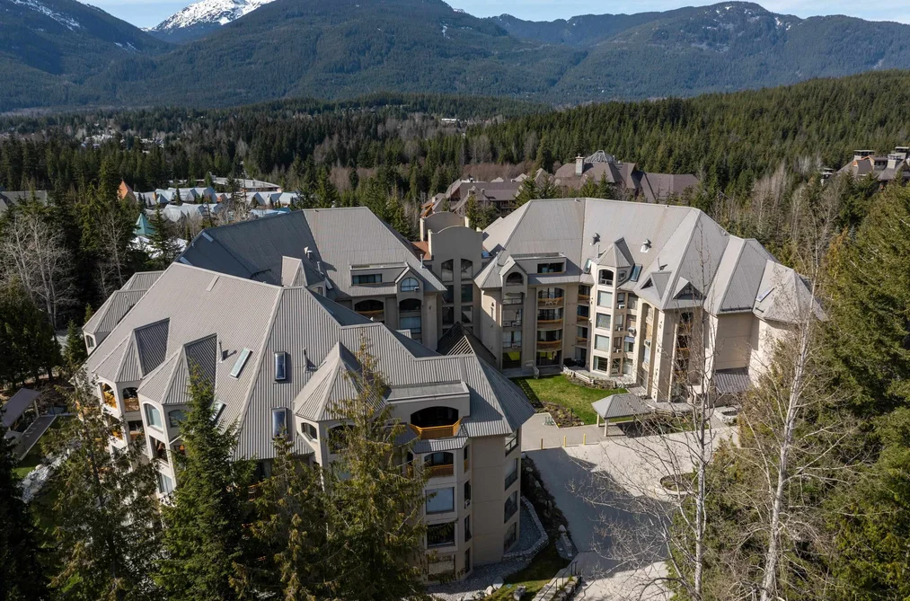613 4809 SPEARHEAD DRIVE, Whistler BC V8E 1E7, Whistler BC — Residential for Sale - Photo 2