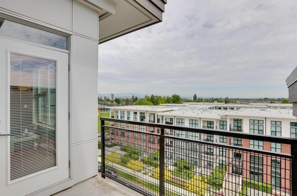 Condo for sale at 613 9388 Tomicki Avenue Richmond British Columbia - MLS: R3154995