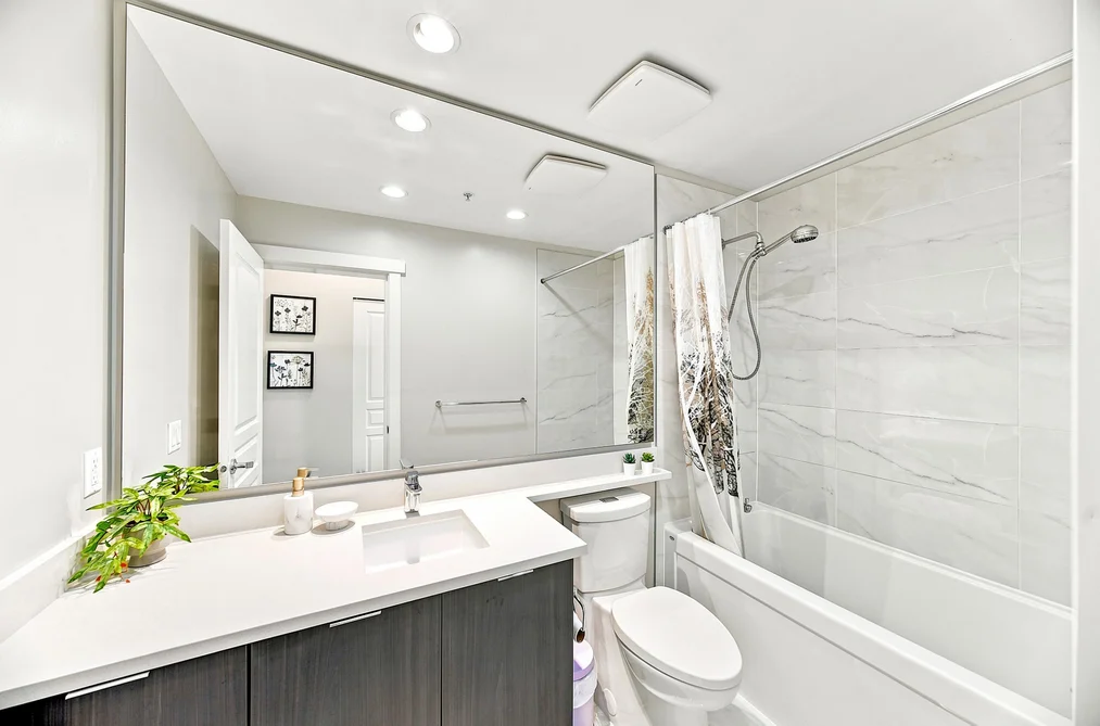 613 9399 ALEXANDRA ROAD, Richmond, BC — Residential for Sale — Photo 18 of 37
